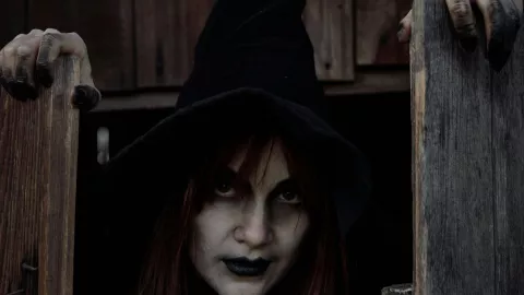 Pobladores capturan a supuesta bruja, pero ¿por qué no era una bola de fuego