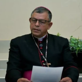 falsos-sacerdotes-en-chiapas-piden-donativos-terminal-bancaria