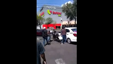 ladygas-taxi-motociclista