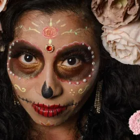 3 ideas para lograr un maquillaje de catrina sencillo y lucir espectacular este Día de Muertos.jpg