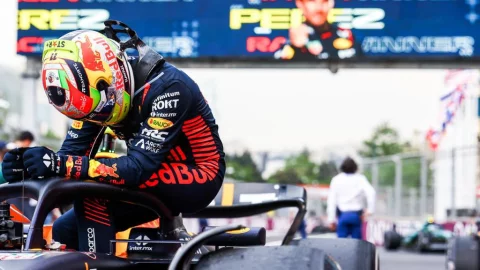 Checo Pérez cambiaría de escudería en la F1 para 2024; esto sabemos