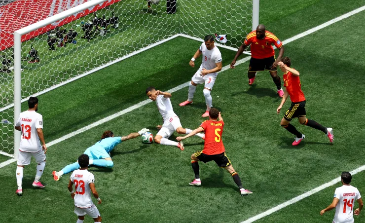 Bélgica empata a cero goles con Irán en la Copa Mundial.
