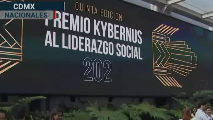 Premio Kybernus_ Jóvenes mexicanos son reconocidos por innovador proyecto