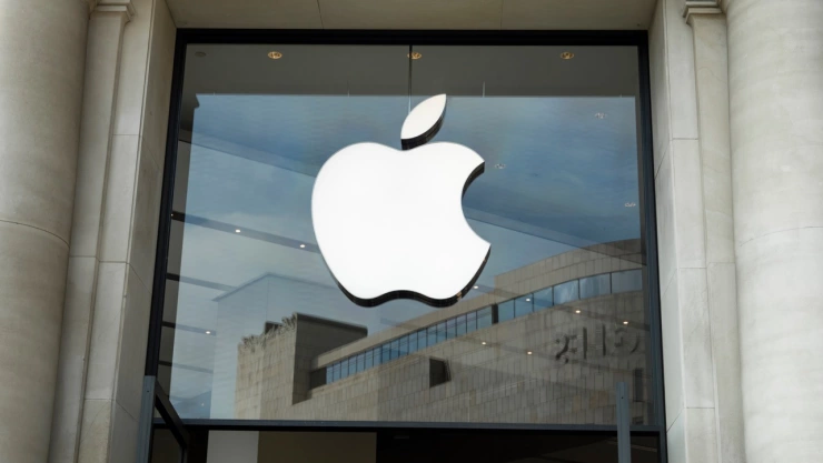 Apple lanz&oacute; iOS 18.3 con novedades para los usuarios de iPhone