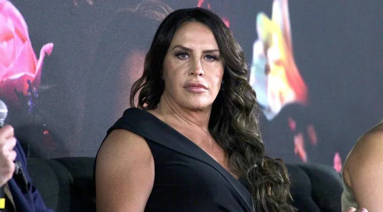 karla sofia gascon 1 año oscar