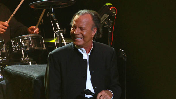 Julio Iglesias