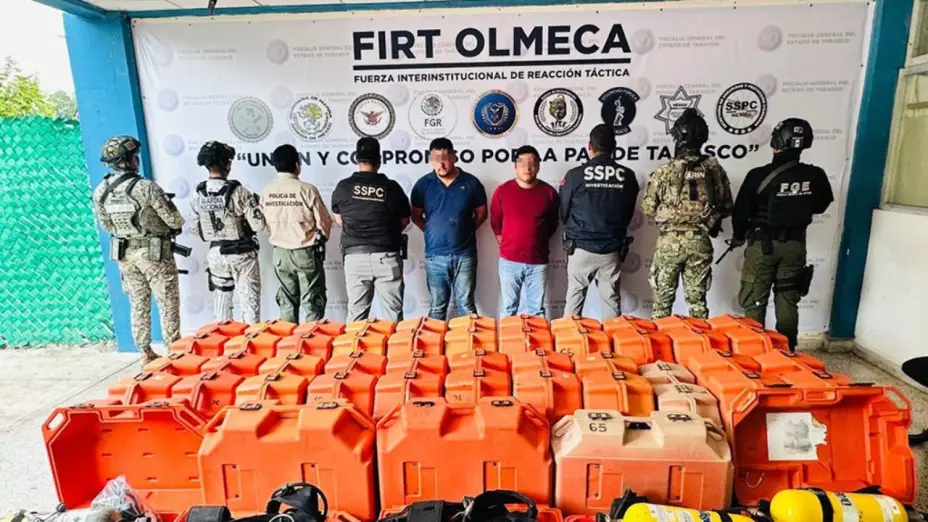 Asalto a la plataforma de Pemex Akal-Romeo.