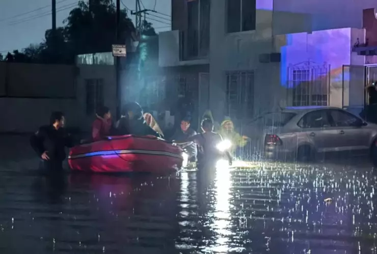 Corregidora inundado, Paseos del Bosque, lluvias del martes