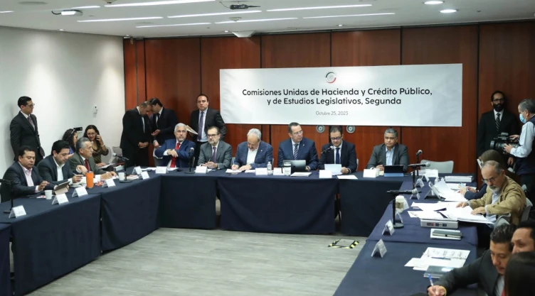 Ley de Ingresos 2024 avanza en las Comisiones del Senado