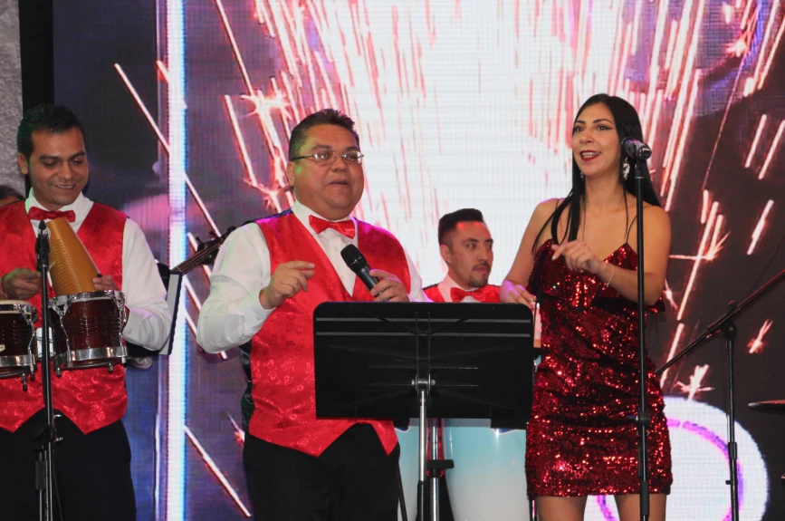 Algunos recordamos varias de nuestras canciones favoritas