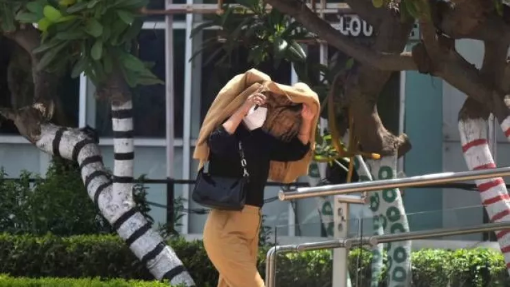 commuter-out-on-a-hot-summer-afternoon-on-may-2-2022-in-gurugram-picture-id1240405507