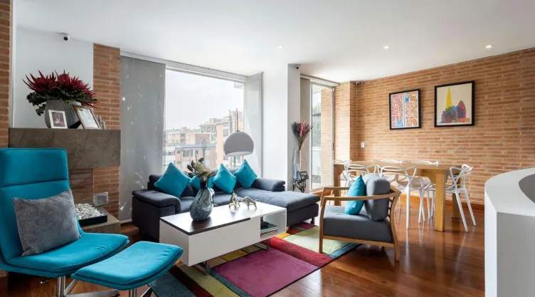 5 opciones para reemplazar los muebles y dejar espacios libres para que la sala de tu casa se vea bien