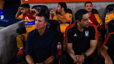 Siboldi en la banca de Tigres