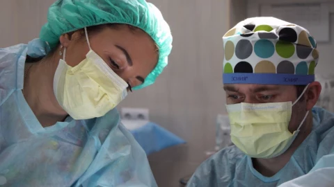 doctores ginecólogos