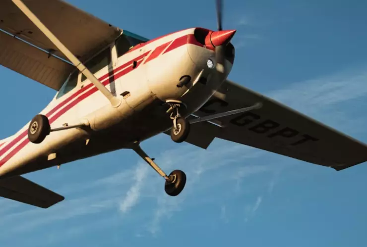 Avioneta colapsa y deja una niña muerta y tres heridos en Wyoming