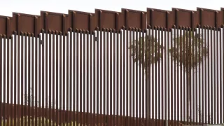 Migrante cae a una alcantarilla en Tijuana hoy martes 12 de noviembre de 2024