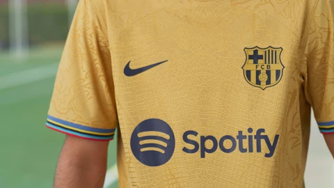 La segunda camiseta del Barcelona para la temporada 2022-23