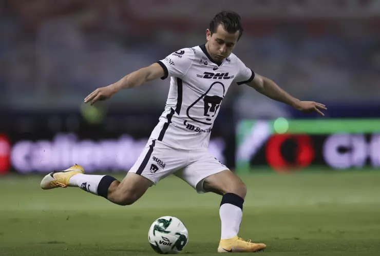 Alan Mozo castigo Pumas 