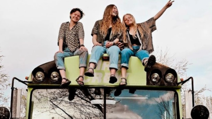 tres-mujeres-novio.jpg