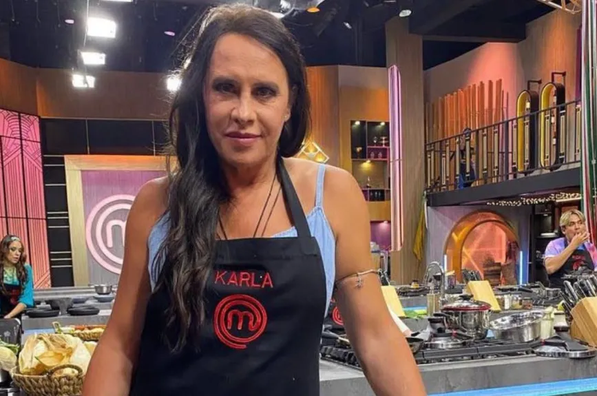 Karla mandil negro.jpg