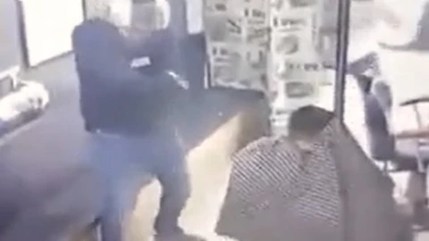 Tragedia en Los Mochis: Asesinan a cliente de barbería frente a un niño