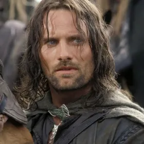 La frase de Aragorn en El Señor de los Anillos que explica por qué los grandes líderes saben inclinarse ante los demás