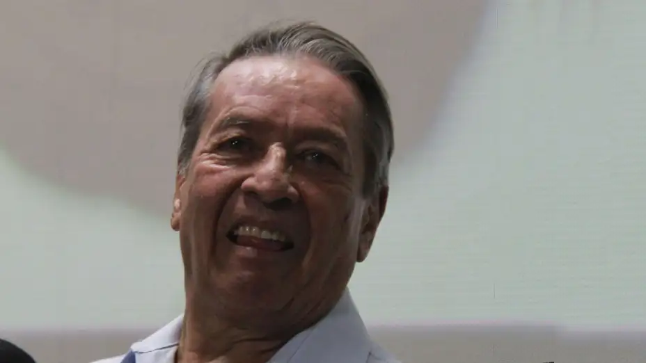 José Agustín, escritor mexicano.
