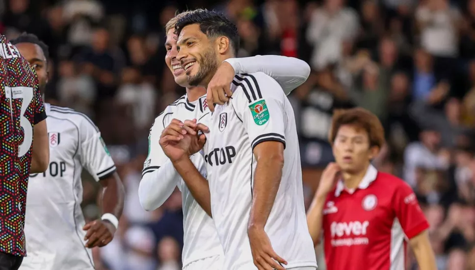 Raúl Jiménez anota en el Fulham