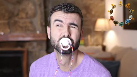 La IA explica por qué se está convirtiendo en tendencia el uso de chupetes para adultos.jpg