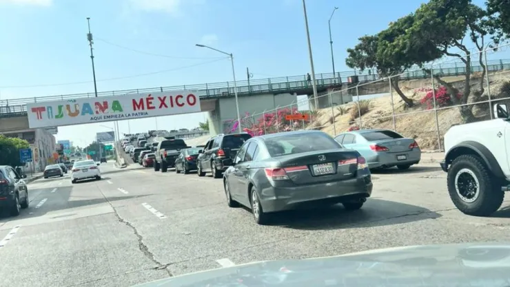 Garitas de Tijuana fila