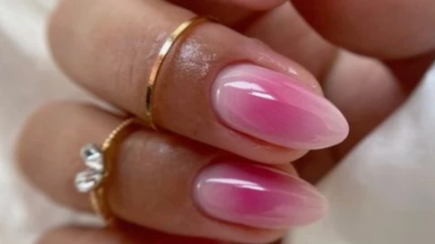 uñas largas para lucir en Año Nuevo