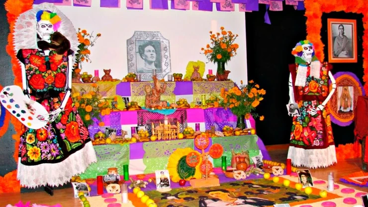 ofrenda altar de muertos Día de Muertos.jpg
