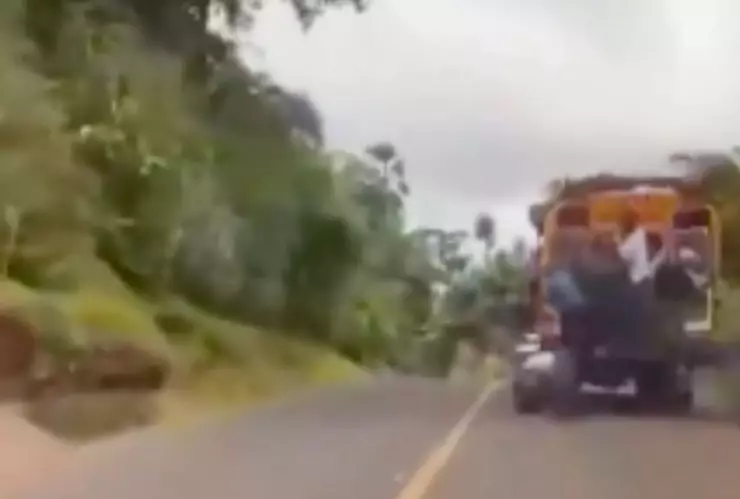 Pasajeros se arrojan de autobús sin frenos en Nicaragua
