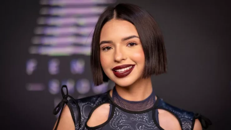 Ángela Aguilar se queda dormida antes de conducir los Kids’ Choice Awards México 2024