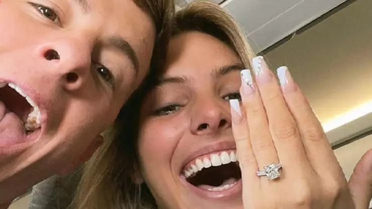 Esto es lo que CUESTA el anillo de matrimonio que le robaron a Lele Pons en París