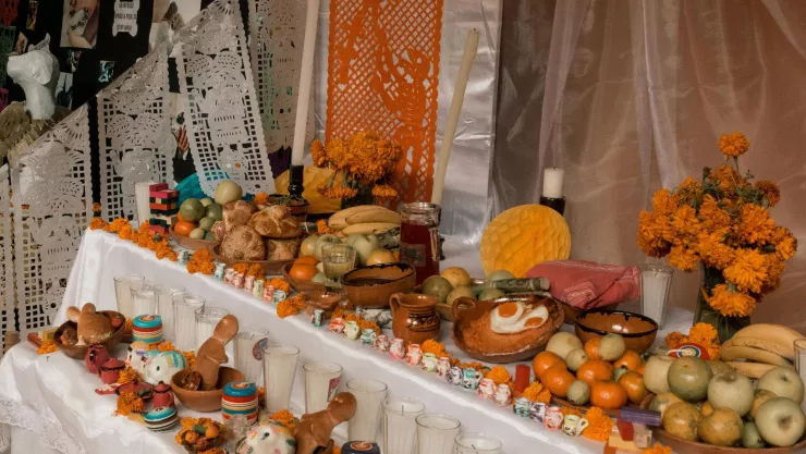 Cuándo quitar la ofrenda del altar de muertos