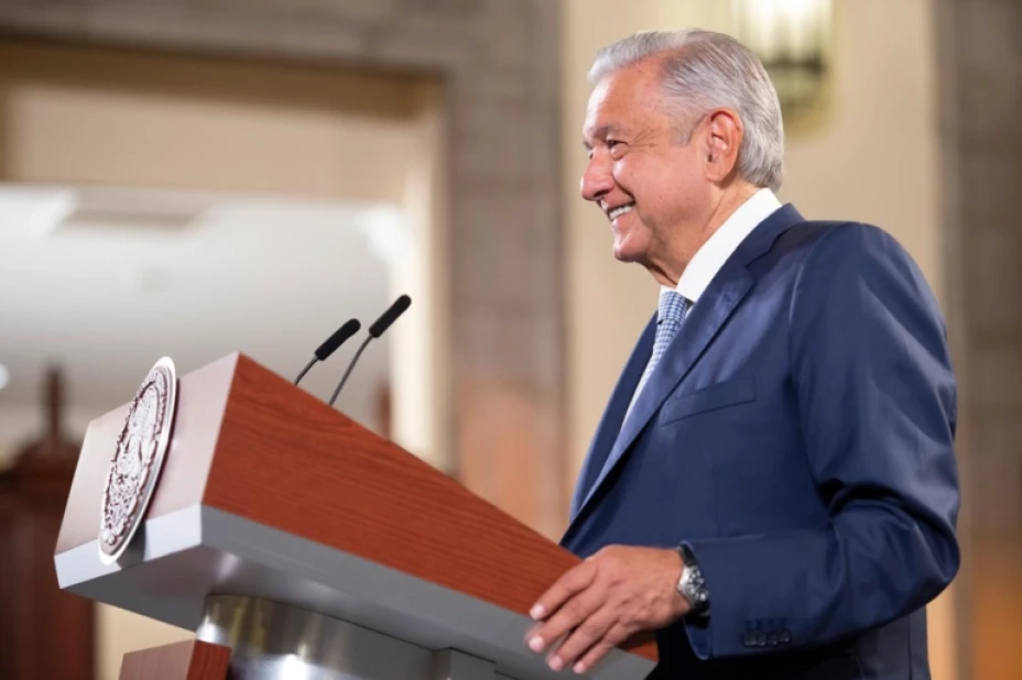 AMLO 15 JUL 2021 REGRESO A CLASES.jpg