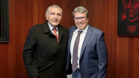 Monreal asegura que Adán Augusto López “no es un lastre” para Morena