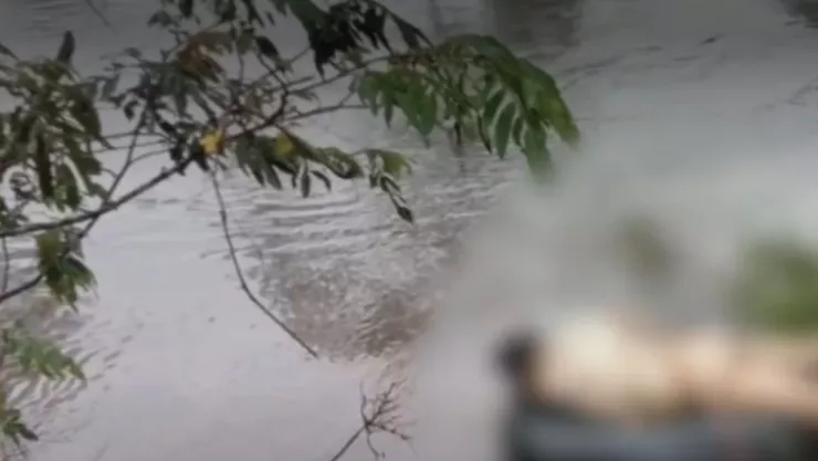 Mueren hombre y niño arrastrados por arroyo Veracruz