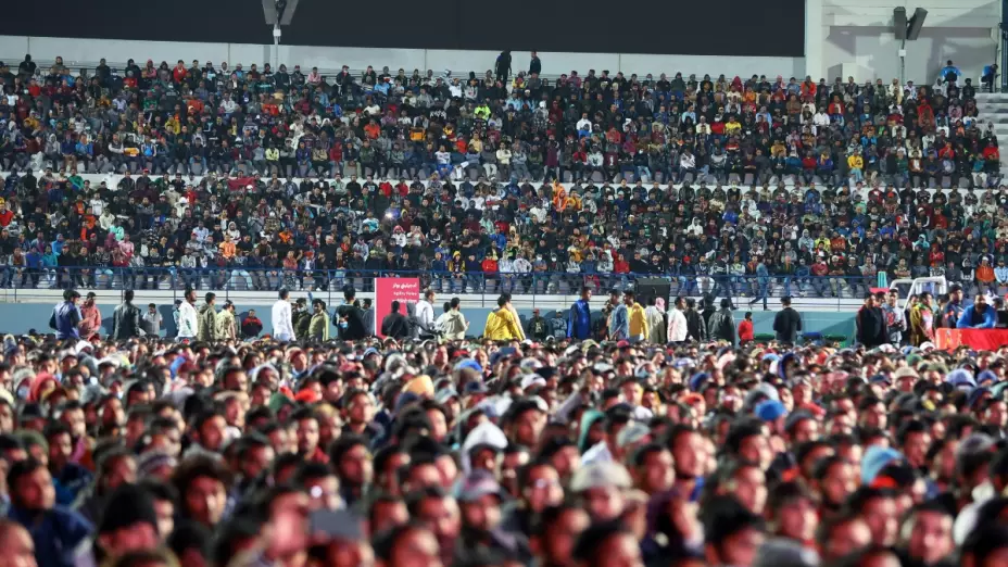 Guardia de seguridad muere tras caer en estadio de Qatar 2022
