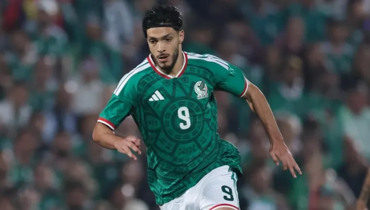 Raúl Jiménez en los Mundiales