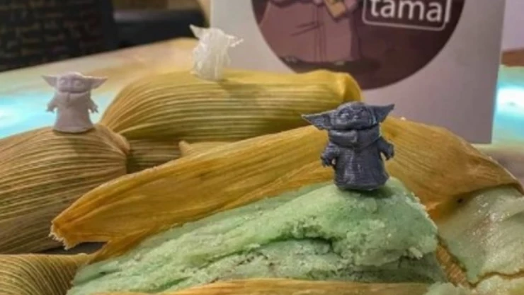 tamales baby yoda figura