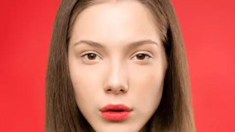 Así obtienes el maquillaje minimalista que está de moda este 2026