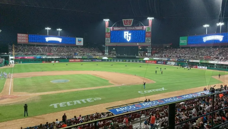 Tomateros vs Algodoneros de Guasave en Culiacán