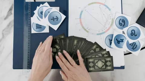 Horóscopo de Nana Calistar para hoy domingo 18 de enero de 2026