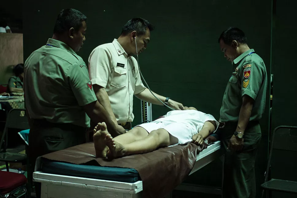 Indonesia pone fin a las pruebas de virginidad en el ejército