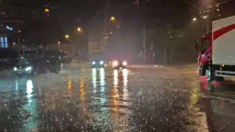 Esta es la HORA EXACTA en la que caerán las fuertes lluvias en Mérida hoy lunes 11 de noviembre de 2024