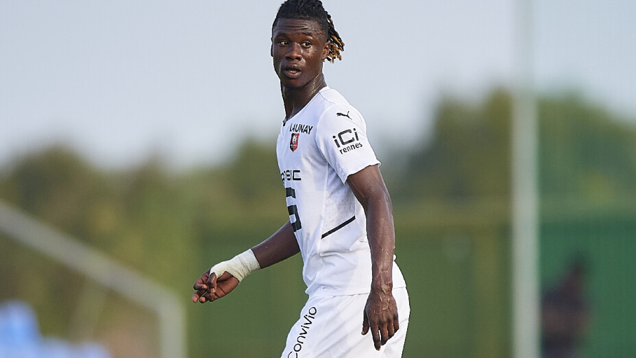 Camavinga es nuevo jugador del Real Madrid.png