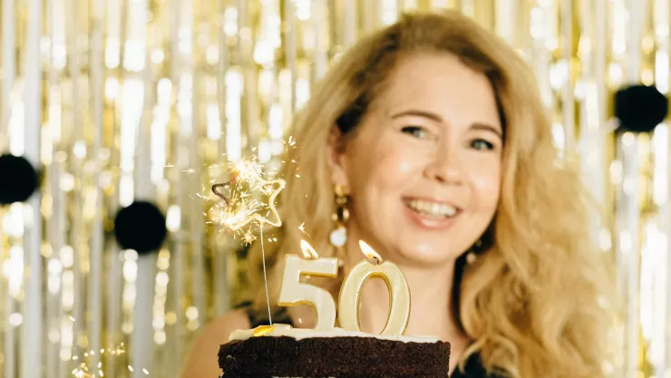 3 cortes de pelo para mujeres de 40 a 50 años más sugeridos por la IA; son ideales para el calor de esta primavera 2026 principal