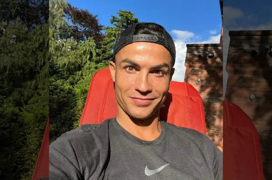 Cristiano Ronaldo selfie con gorra.jpg